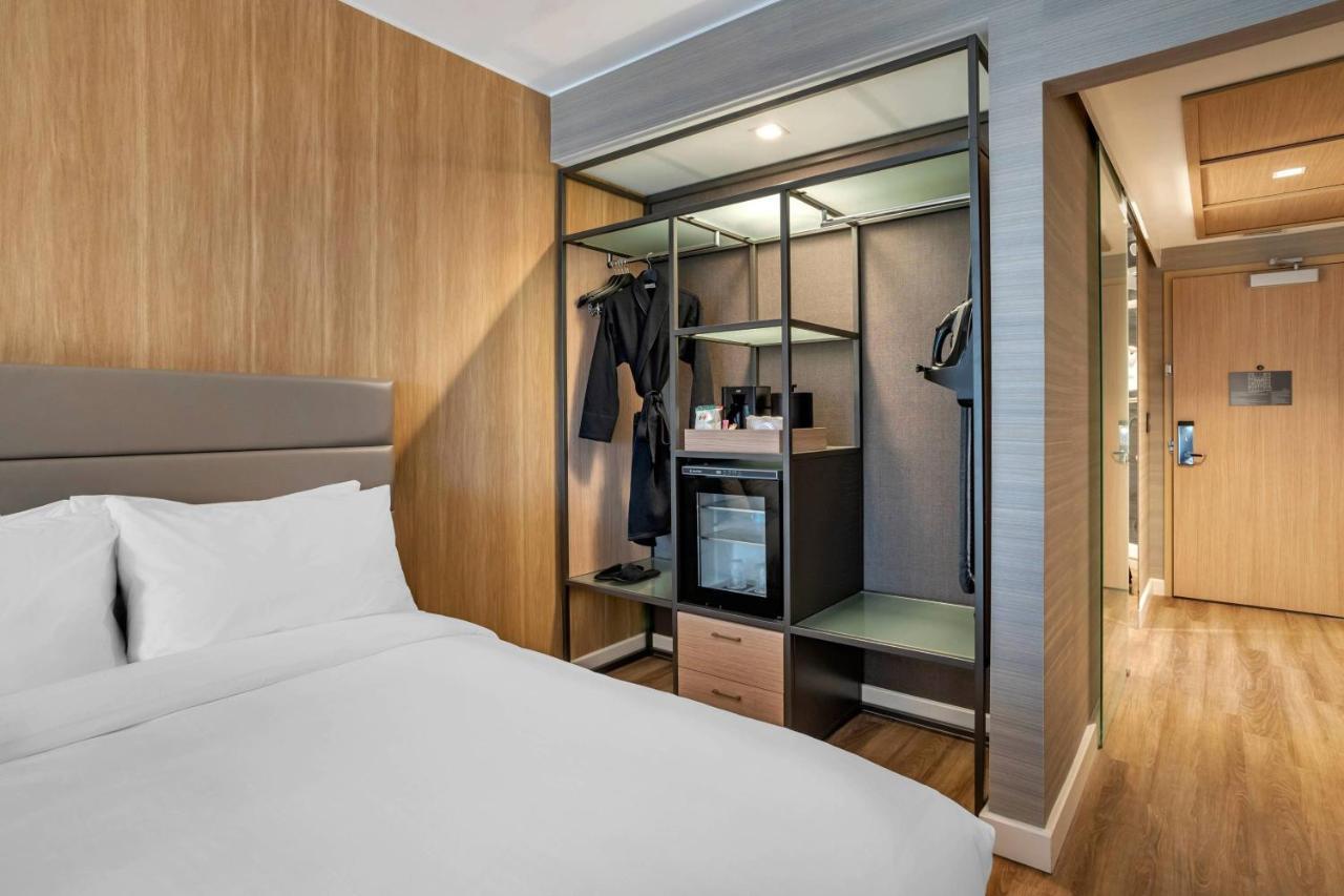 Room with Two King Beds - Hearing Accessible,1403129357:JPEG
