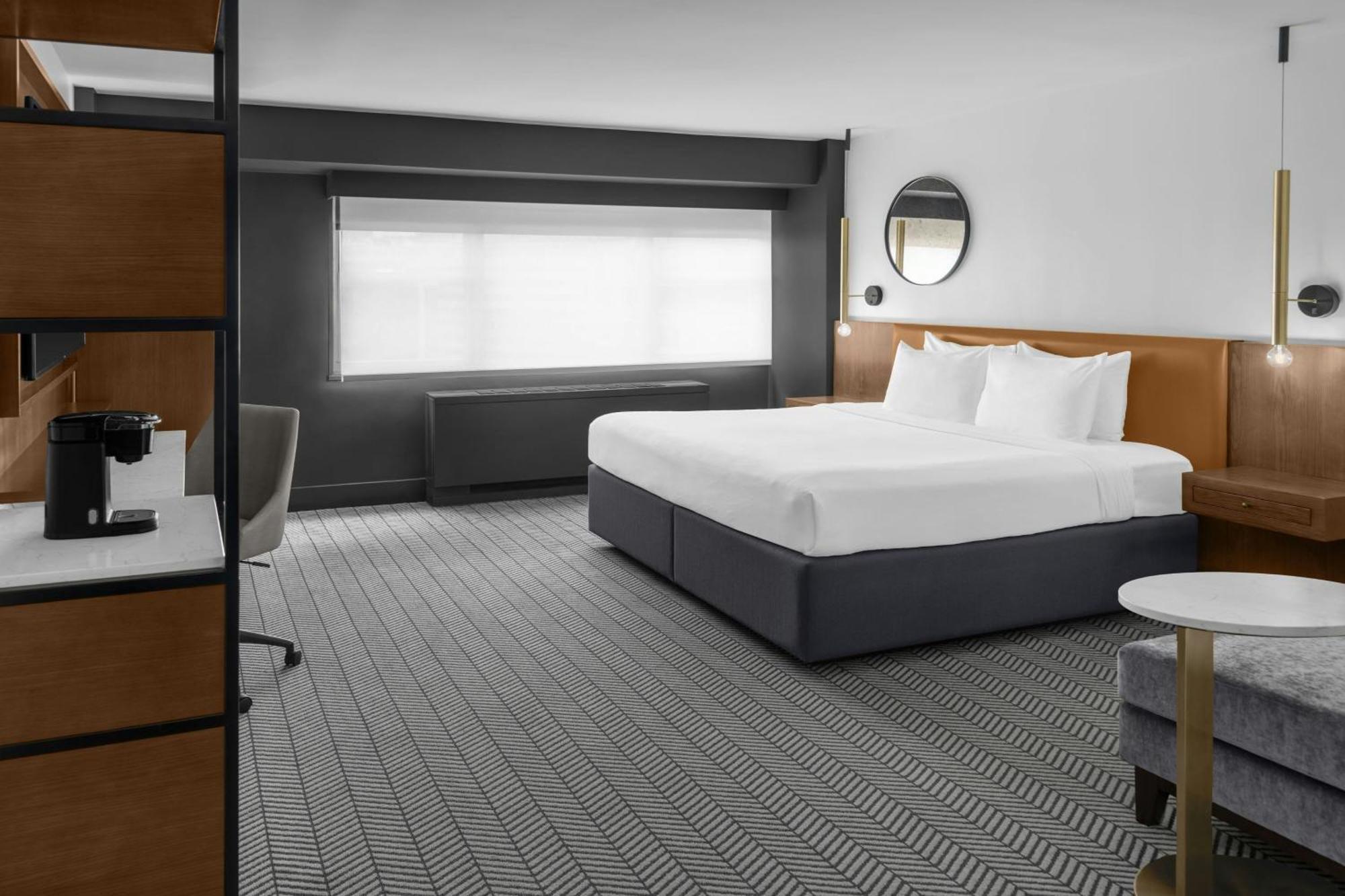 Standard King Room