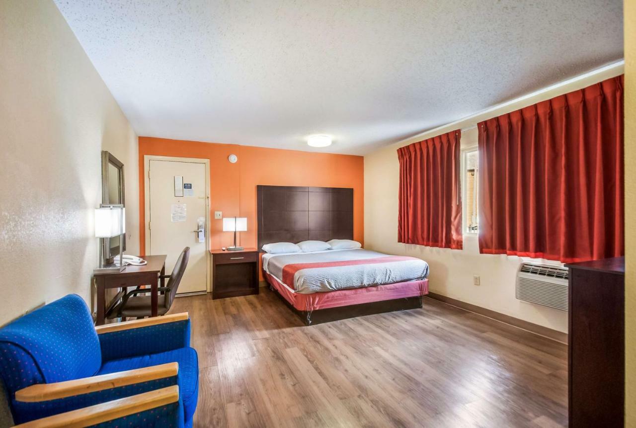 Double Room - Non-Smoking