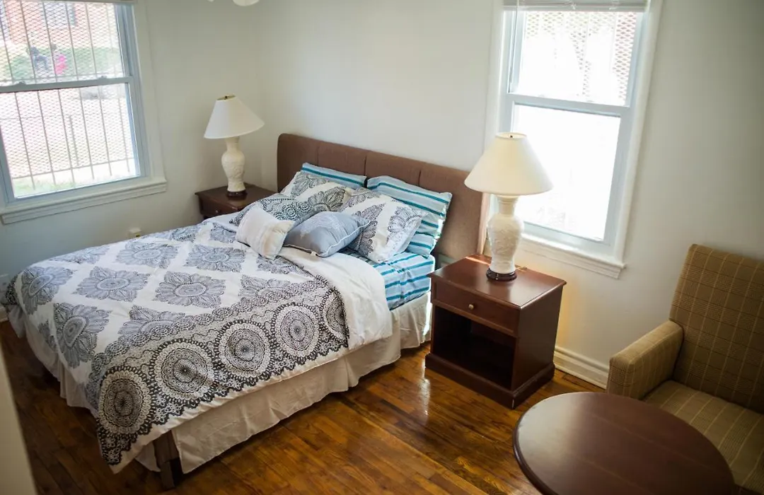 Vacation House Near Downtown Dc Free Parking-1