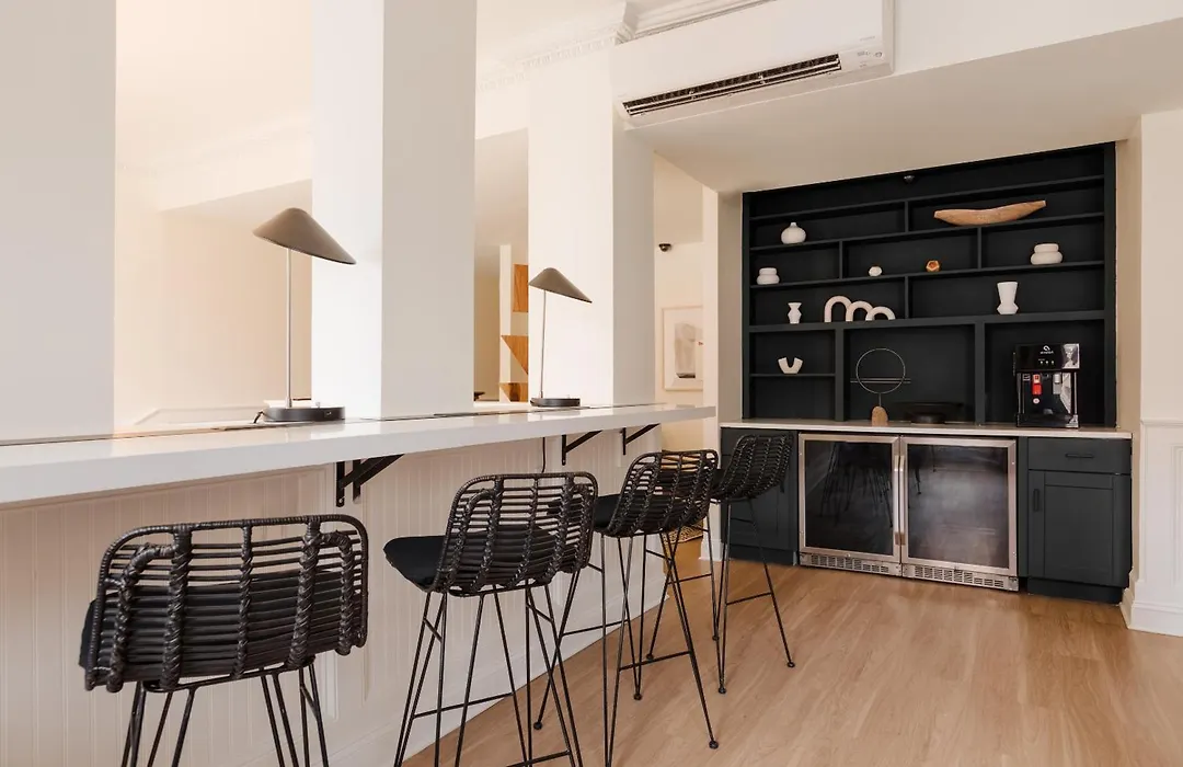 Dupont Circle Embassy Inn By Found-1