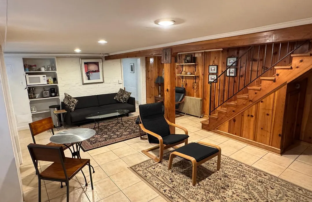 First Floor One Bedroom Apartment With Full Kitchen & Bath-1