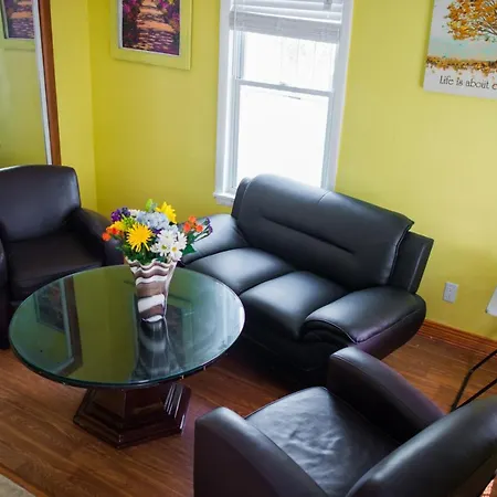 Vacation House Near Downtown Dc Free Parking-3
