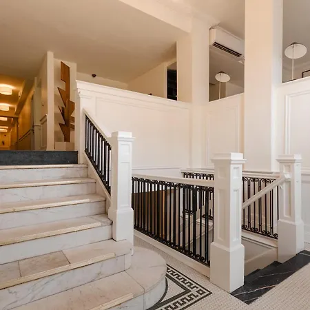 Dupont Circle Embassy Inn By Found-2