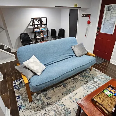 English Basement Suite: Metro-Adjacent Petworth Retreat with Parking-3