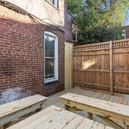 Spacious, Historic Logan Circle Rowhouse-2