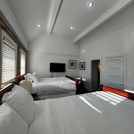 Good Night Sleep 1Bdrm 2 Queen Beds-3