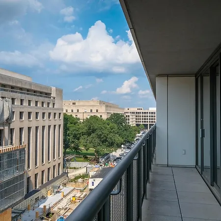 Churchill At Newseum Residences-2