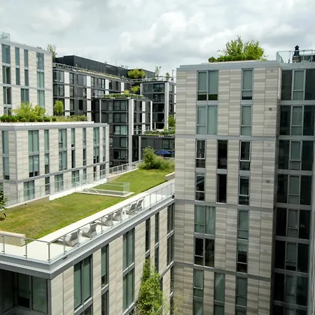 Global Luxury Suites At Chinatown-2