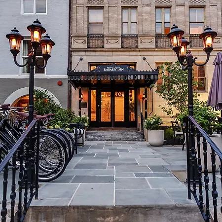 Dupont Circle Embassy Inn By Found-2