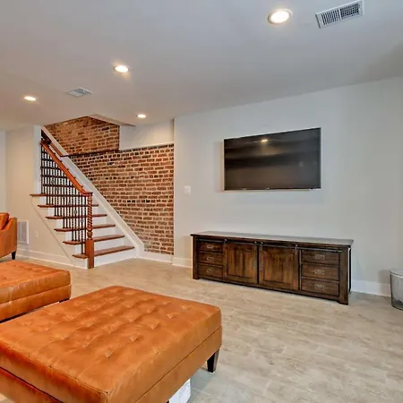 Peggys Place D C Home With Deck Near Downtown!-3